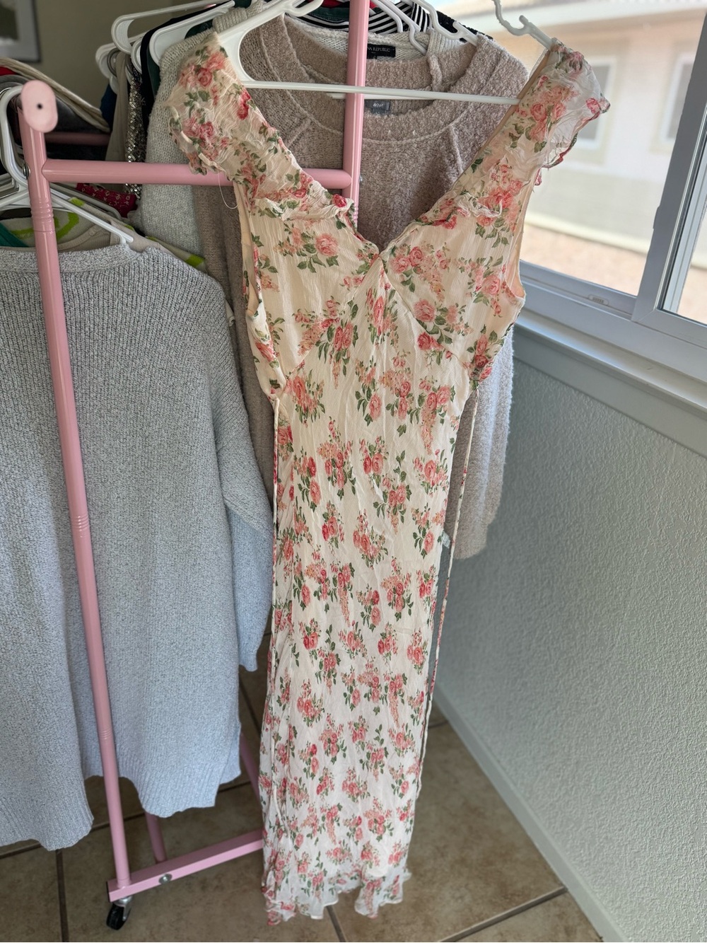 Mango V Neck Floral Maxi Dress - Picture 9 of 11